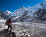 Wspinaczka na Everest Base Camp to przygoda życia. Poznaj **everest base camp koszty** i przygotuj się na niezapomniane widoki.